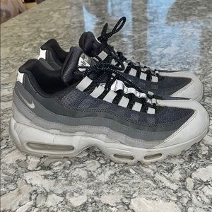 Nike Airmax grey reflective